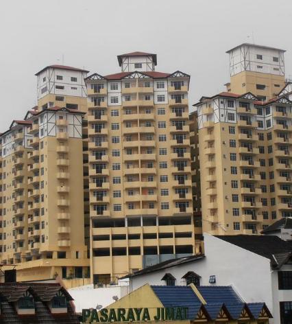 Lacy'S Crown Imperial Court Apartment Cameron Highlands Exterior photo