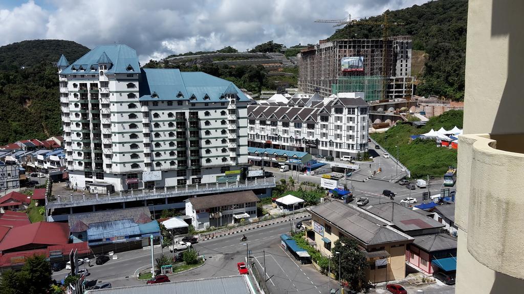 Lacy'S Crown Imperial Court Apartment Cameron Highlands Exterior photo